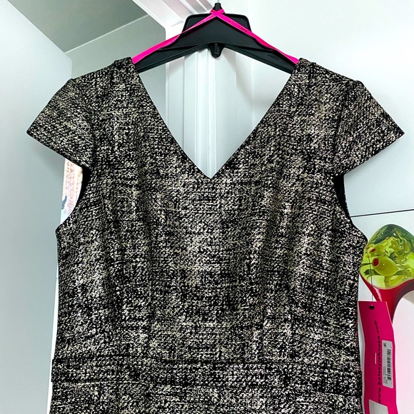 NWT Betsy Johnson Women’s Textured Knit w Foil Print - Picture 5 of 8